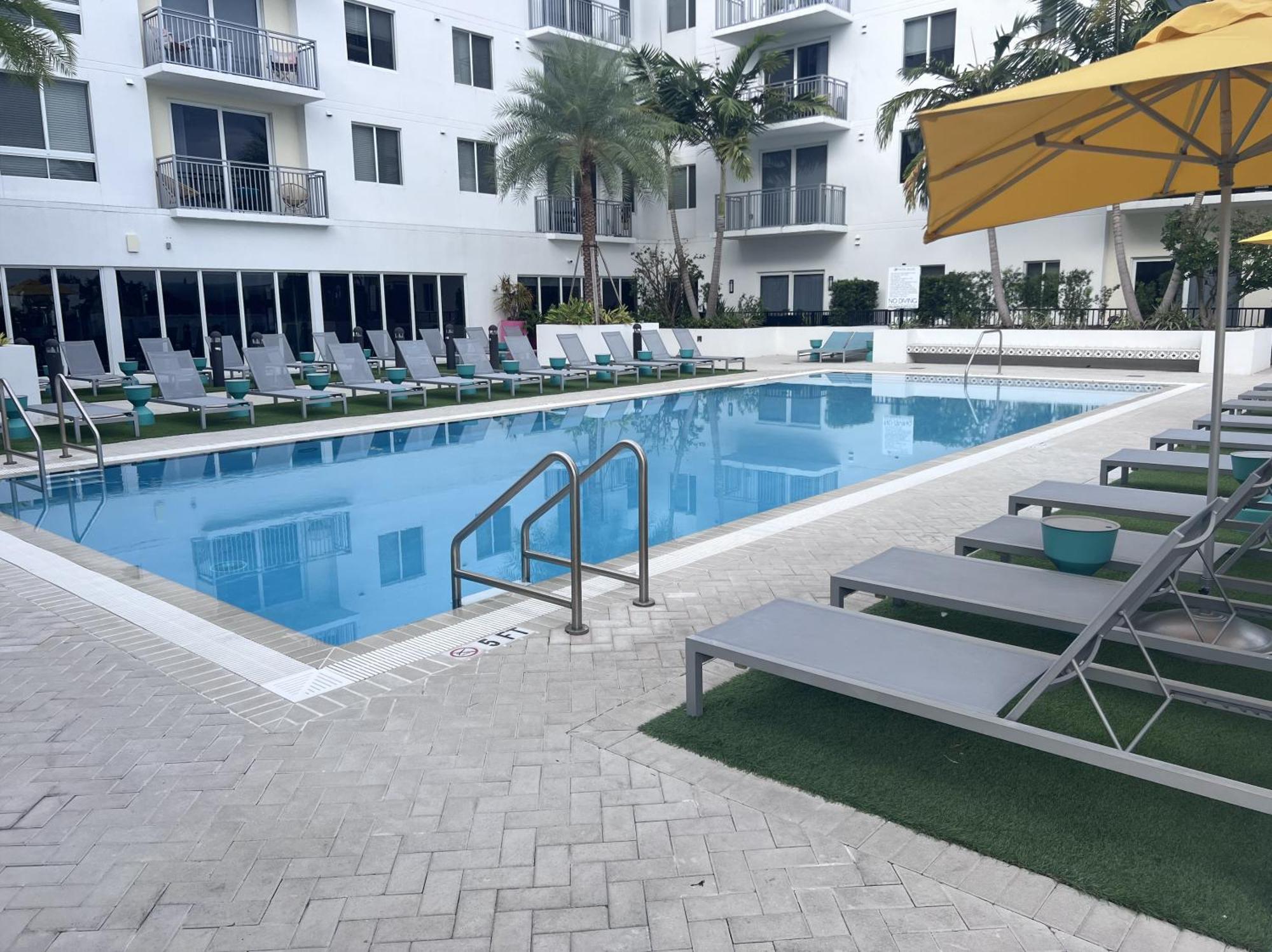 מיאמי Master Bed Room In Calle Ocho מראה חיצוני תמונה